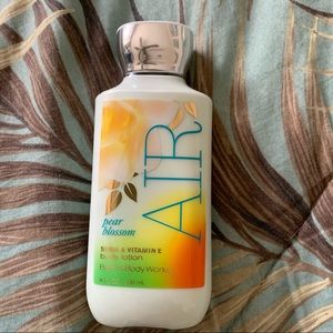 🆕 Brand New B&BW Body Lotion